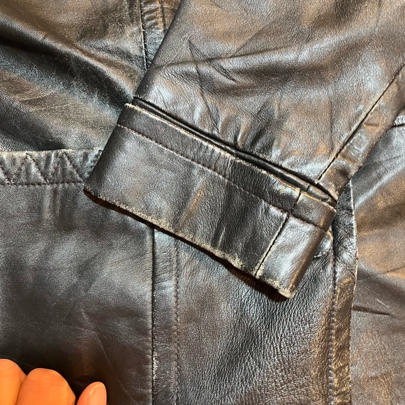 Avanti Black Leather Coat with some distressed size small good condition - Picture 10 of 12